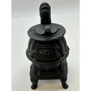 Vintage Pot Belly Stove W/ Lid Miniature Cast Iron Salesman Sample So Cute!